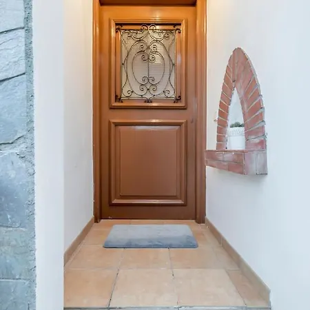 House Eufrosyne * Moutoullas